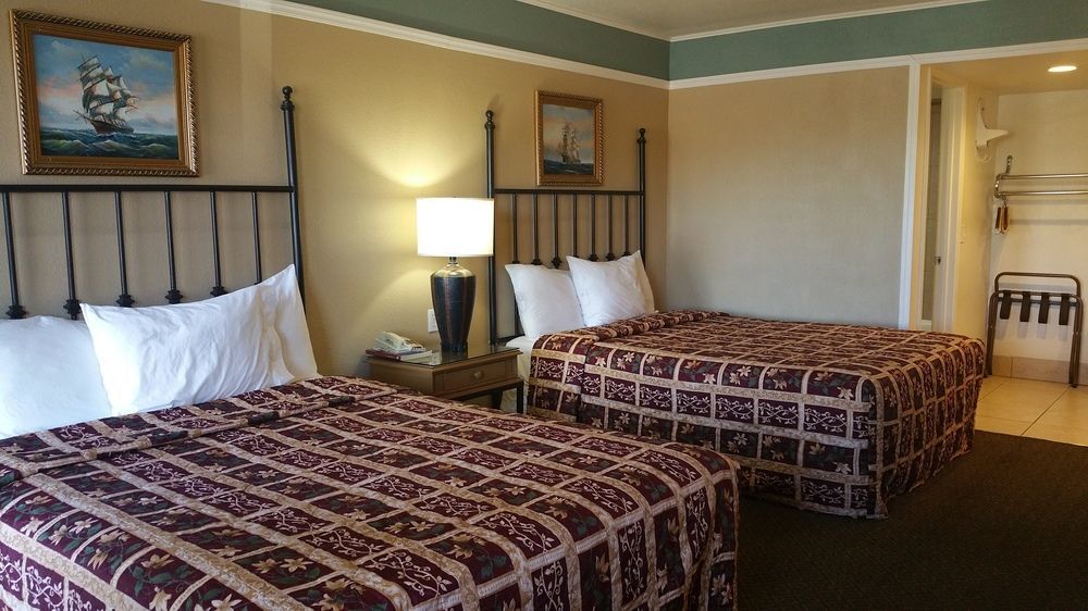 Verde Valley Inn Котънууд Екстериор снимка